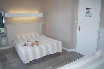 La Marine 2*